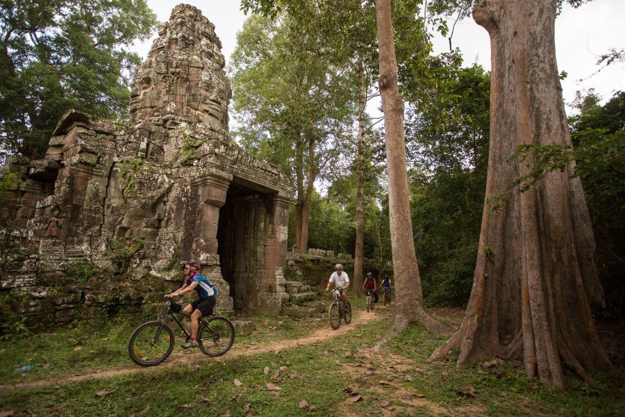 Cambodia Bike Tour 13 Days
